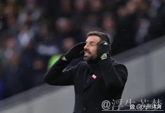 莱斯特城逆转取胜,打破99天不胜魔咒,范尼率队逃离降级区! 莱斯特城逆转取胜,打破99天不胜魔咒,范尼率队逃离降级区!